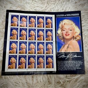 1995 MARILYN MONROE: Legends of Hollywood Sheet 20,  32¢ Stamps Mint